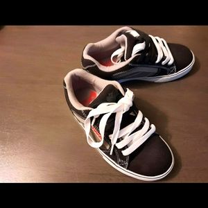 New HAWK Black/Gray Textile Lace-Up Kids Boys' Sneaker Shoes